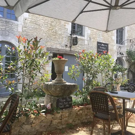 Le Moulin De *